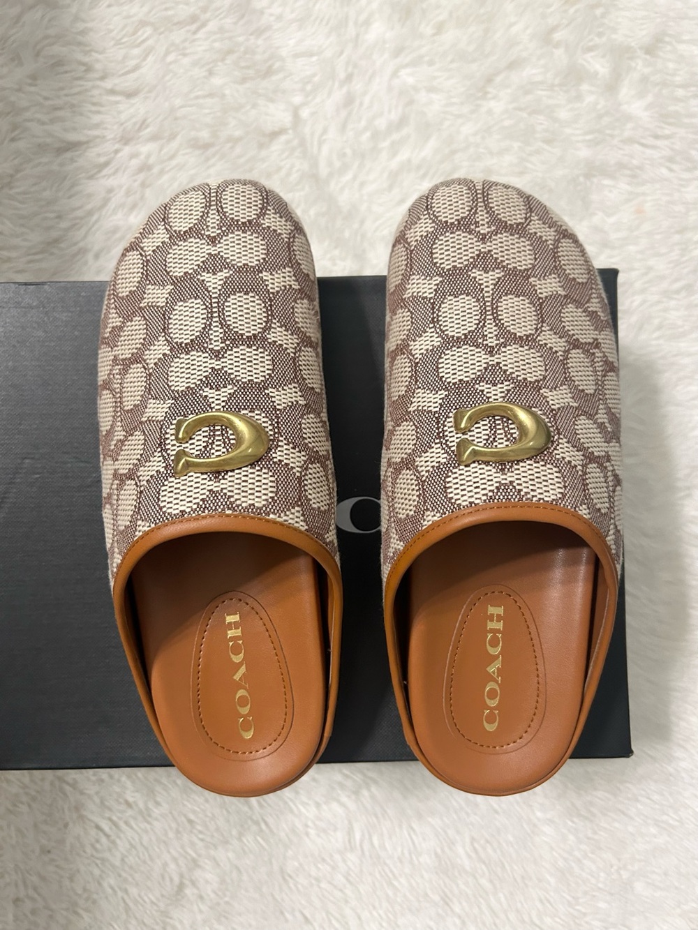 Coach Hadley Signature Logo Print Jacquard Clogs - Picture 9 of 15